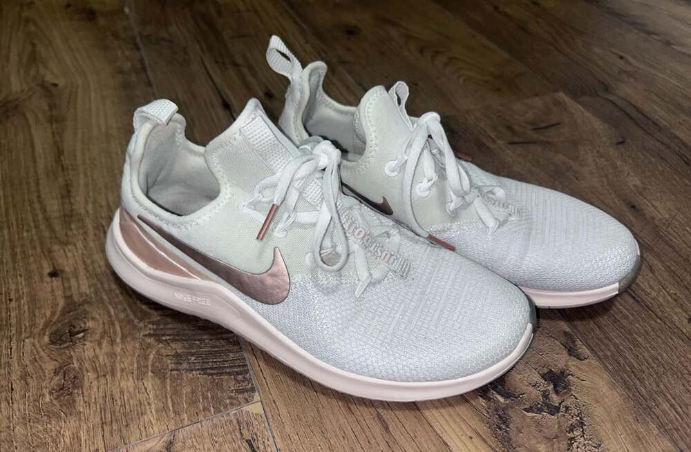 Nike Women's Free TR 8 Premium Training Shoes in Sail/Bronze